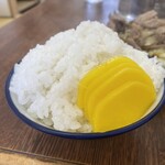 びっくり亭 - ご飯小200円