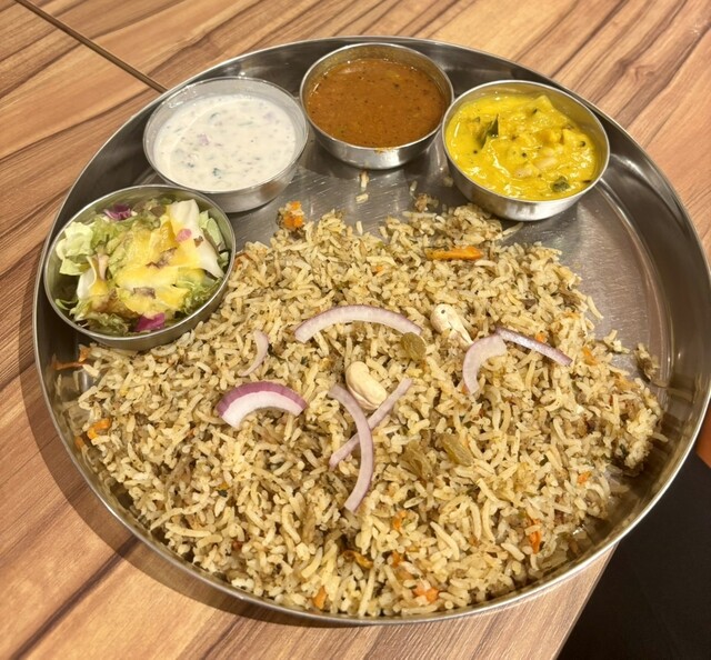 Eric South Kanayama Curry &amp; Biryani Center