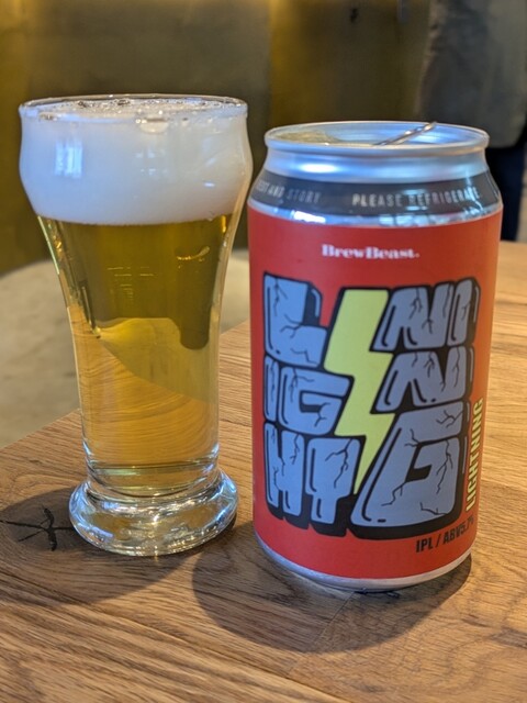 Lit work place 盛岡駅店 - 盛岡（ビアバー）の写真