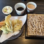 Kawakami An Hon Ten - 天せいろ(並)2,420円。追加のくるみだれ440円