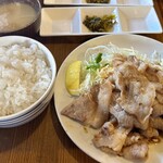 とんかつ 椛 - 豚バラ生姜焼き定食+ご飯大盛  1,200円+100円(税込)