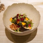 unis - たらの白子、和栗、能登手毬春菊、大根、ブーケサラダ