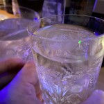 NEO SHOT BAR　深海の洞窟 - 2杯目はデュワーズハイボール