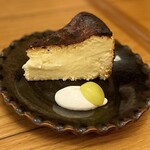 バル ポルティージョ - バスクチーズケーキ