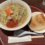 餃子とタンメン 天 - 