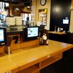 焼鳥日高 - 立ち飲みカウンター席