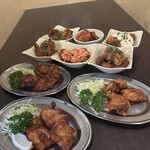 からあげ酒場 祝 - 自慢の９種類のからあげ！