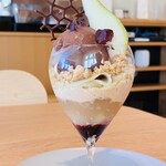 ease coffee - 洋梨とハーブのパフェ