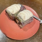 裏の山の木の子 - マッシュルームと鶏肉の生春巻き（ハーフ）