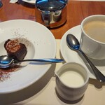 モア・クッチーナ - 