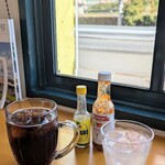 ハレルヤピザ - 相方は必ずコーラ！  シーフードにレモスコ最強。