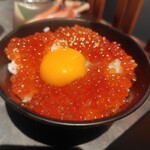 しなもん堂 - いくら好きには最高！いくら丼