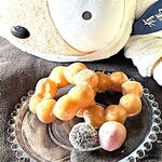 ミスタードーナツ - ポンデとストロベリーとココナッツチョコのやつ♬これ‼これ‼定番♬めっちゃ美味しいやつ。