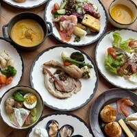 ザ タヴァン グリル＆ラウンジ - 