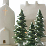 手前　店内展示販売していた　オブジェ　後ろは違います。