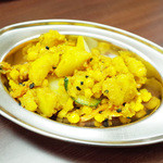 プルジャ ダイニング - ジャガイモのタルカリ