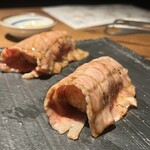 和牛とタン 焼肉 とみ - 