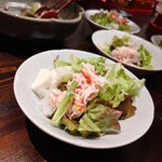 笛吹川温泉　坐忘 - サラダには白キクラゲ、山芋、カニがたっぷり