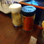 麺や あさひや - 卓上調味料