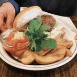 CENTER4 HAMBURGERS - 