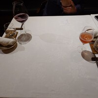 Hirovanna - メニューは拝見するまでもなく、一休レストランで
                    
                    ●【Pranzoコース】　11,000円（サービス料込み）
                    
                    この土地で採れる食材を通して土地を感じる現代的イタリア料理
                    との説明文書