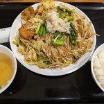 肉野菜炒め ベジ郎 - 料理写真: