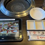 朝鮮飯店 - 綺麗な店内