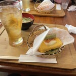 コメコメバーガー - 料理写真: