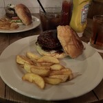 バーガーマニア 広尾店 - 