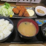 たから食堂 - カキフライ定食