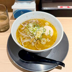 麺屋 つくし - 「煮玉子入り味噌らーめん（ミニ）」