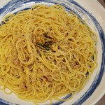Pasta de Pasta - （※写真3）にんにくスパゲッティ（特大）（真上から）
