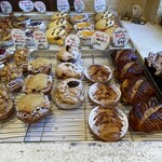 マエジマ製パン - 可愛いパンが並びます♪