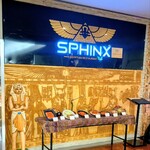 GRAND PYRAMID - エスカレーター上がってすぐのお店