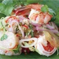 シーフードサラダ　タイスタイル