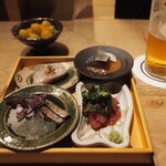 小皿のまぐろとさば。 - グラスに浮かぶさば