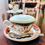 AKARI - カフェラテ¥550