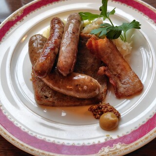 レストラン バイエルン