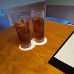 花むら - 麦焼酎吉四六ウーロン茶割り一杯目、ウーロン茶一杯目