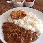 PILI PILI - チキンカレー950円　ライスは並でも多め