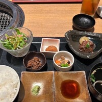 柳橋焼にく わにく - 