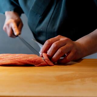 歴37年の大将が必ず握る「四季を感じるおまかせコース」