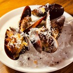 VERACE PANETTERIA GASTRONOMIA - 初めての味のムール貝。