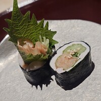 鳥焼き 小花 - 『低温調理むね肉巻/ガリ/大葉/沢庵』