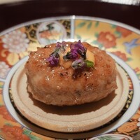 鳥焼き 小花 - 『つくね最中/自家製マヨネーズ/花紫蘇』