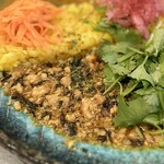 スパイシーカリーハウス 銀座半月 - ひじきキーマ