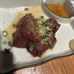 焼肉 神宮 別邸 - 臭みもなく美味しい！！