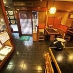 芝大門 更科布屋 - 内観(会計カウンターから入口方向)