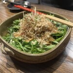酒場 こびと - ねばねばサラダ　納豆オクラ山芋みょうが水菜など