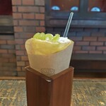 クレープ喫茶 えんどう - シャインマスカットとクリームチーズ生